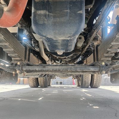 Antriebsrad und DOT-zertifizierte Reifen Delon Heavy Duty 6×4 Lkw-Traktor für den Transport