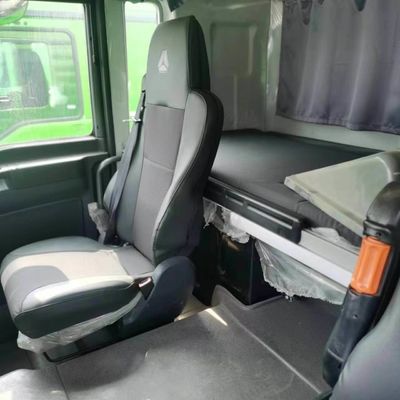 Hochlastkapazität 6x4 Dump Truck Sinotruk Chassis Hydraulisches Lenken für gewerbliche Fahrzeuge