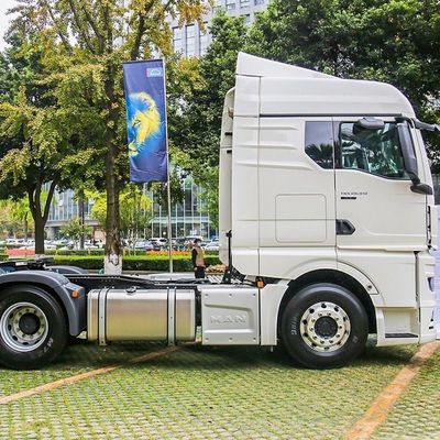 Gebraucht Man Tgx-Serie Schwerlastwagen 560 PS 6X4 Luftfederung Sitzzug