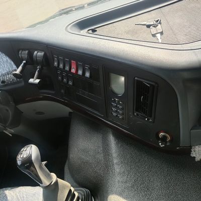 Sinotruk HOWO Nx 6X4 Dump Truck 12 Rad Kipper Truck 8,5x2,6x3,6m für Leistung