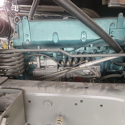 Handgetriebener Dumptruck mit Reifen und hydraulischer Leistungshilfe
