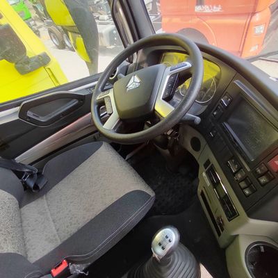 Sinotruck Sitrak 6X4 Gebraucht HOWO Transportwagen Paket Größe 700.00cm * 250.00cm * 345.00cm