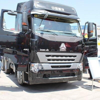 Sinotruck HOWO A7 Serie 6X4 Dump Truck mit Schleppanhänger und 400L Tank