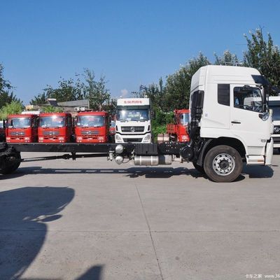 Dongfeng Nutzfahrzeug 180 PS 4X2 9,6 m Box Truck für schwere Lasten und lange Strecken