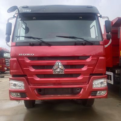 Sinotruk-Fahrzeug-Basis mit fortgeschrittener Leistungshilfe und Motor mit 351-450 PS