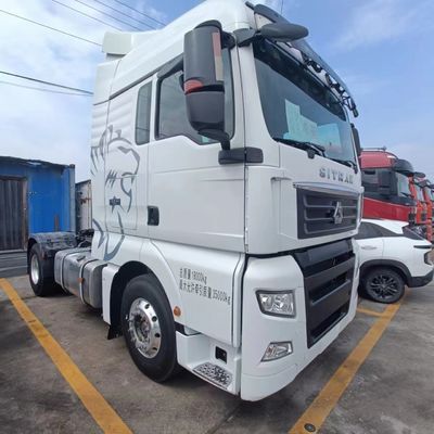 540 PS chinesischer schwerer 6X4 automatischer Traktor zum Schleppen eines Semi-Anhängers zu erschwinglichen Preisen