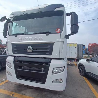 540 PS Lkw mit 1000L Tank und Schwerlastschleppfunktion