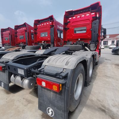 Front-Lifting-Style-Dump Truck-Basis mit Sinotruk-Fahrwerk und Reifen 21-30t Ladekapazität