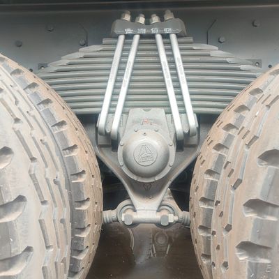 Diesel mit großer Kapazität 371HP6 * 4 HOWO 30 Tonnen