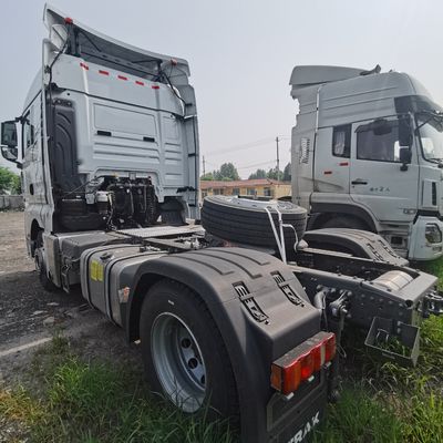 Sitrak 4X2 480 Anhänger-Lkw mit 600L Tank und Anpassung
