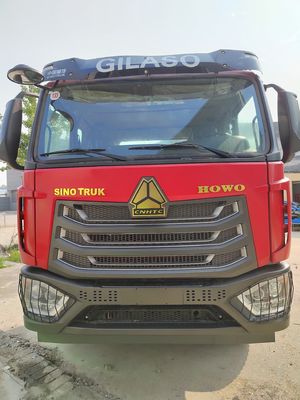 Sinotruk HOWO/ Shacman Traktor Transport Frachtwagen Schwerlastwagen &gt; 8L Motorkapazität