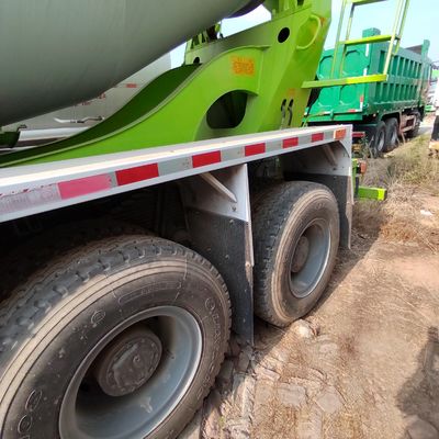 15-20 Kubikmeter X4 Sinotruck HOWO 371 PS Betonmischer für ≤5 Sitzplätze und 6 Monate