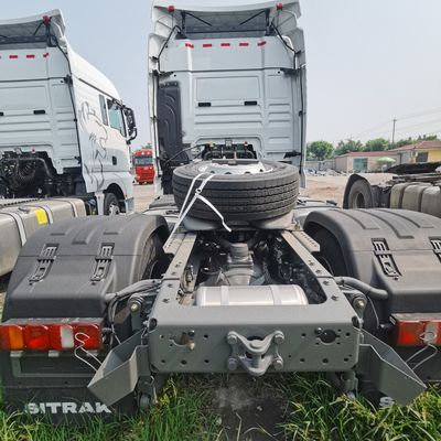 Sitrak 4X2 480 PS schwerer Traktor mit 1000L Tank Online und Anpassung