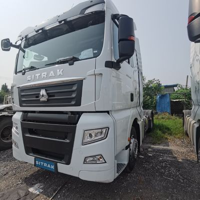 Sitrak 4X2 480 PS Tractor Trailer mit 600 L Tank und US-Währung