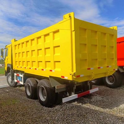 12100.000kg Chinesische Gebrauchtwagen Transport HOWO Dump Truck mit Kohlenstoffstahl Ladekiste