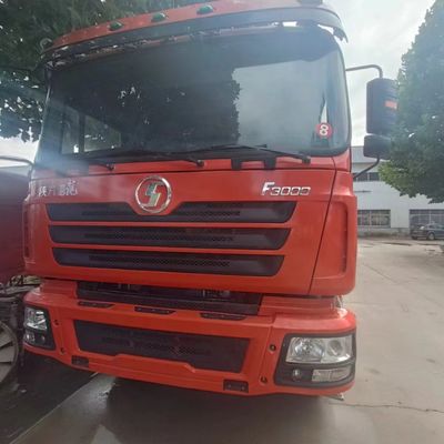 4-6L Motorkapazität Verwendetes Kipper-Chassis für Schwerlast-Dump-Trucks und Rohrlose Reifen