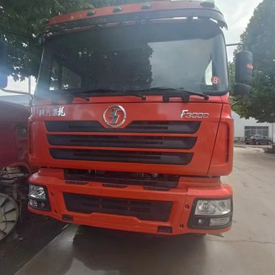 4-6L Motorkapazität Verwendetes Kipper-Chassis für Schwerlast-Dump-Trucks und Rohrlose Reifen