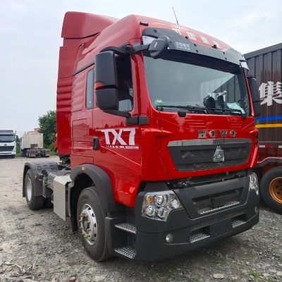6880.000kg schwerer Diesel-Traktor mit Luftaufhängungssitz und 1000-Liter-Tank