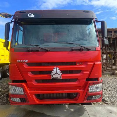 Sinotruk Schwerlast-Dump Truck mit 30 t Ladekapazität und Reifen 6 × 4 Antriebsrad