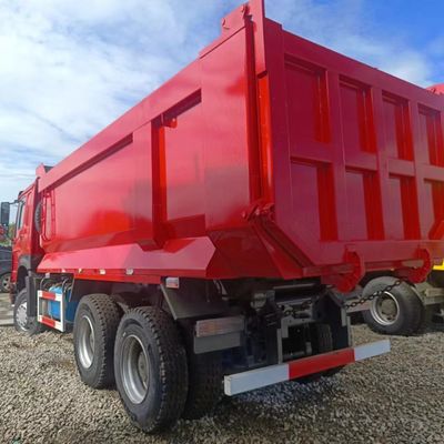 Sinotruk Schwerlast-Dump Truck mit 30 t Ladekapazität und Reifen 6 × 4 Antriebsrad