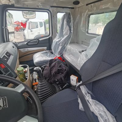 Raumreiches und schweres Sinotruckfahrzeug zum Schleppen eines Semi-Anhängers PS 351-450 PS