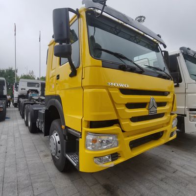 Wirtschaftlicher Lkw-Traktor HOWO 371HOWO Dieseltraktor mit 1000L Tank ZZ4257N3247E1H