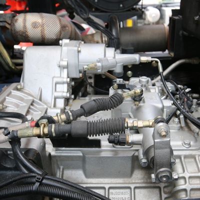 Shacman 8X4 Gebrauchtwagen Beiben V3 320 PS Hydraulisches Lenken Selbstdumping Währung US