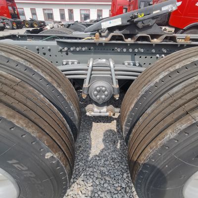 6×4 480 PS Traktorwagen zum Schleppen Halbanhänger Luftfederung Sitz 6,5x2,5x4m Größe