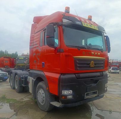 Landwirtschaftlicher Traktorwagen Sinotruk mit Hydrauliklenkung und Reifen ZZ4257N3247E1H