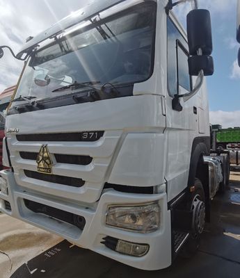 Schwerlastzug mit 1000L Kraftstoffbehälter Euro2/Euro3/Euro4