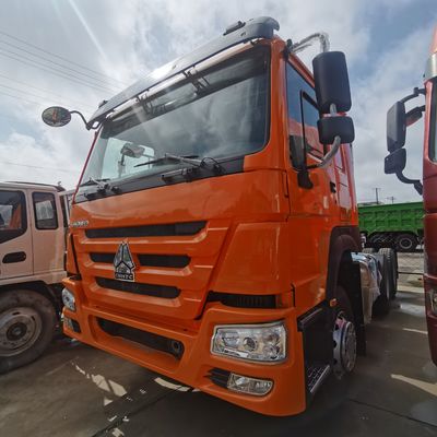 Steuerungssysteme mit Leistungshilfe Stabiles Diesel-Traktorfahrzeug zum Schleppen von Sattelzugen