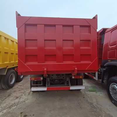Erschwingliche Bergbau-Ausrüstung Lastwagen Sinotruck Hovo 6X4 LHD mit hydraulischem Lenksystem