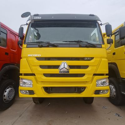 Schwerlastlastwagen mit Reifen und hydraulischem Lenken in gutem Zustand