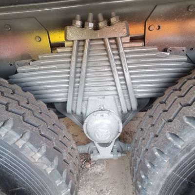 Front-Lifting-Stil 30t Ladekapazität Gebraucht-Dump Truck mit Schwerlast-Sinotruck-Design