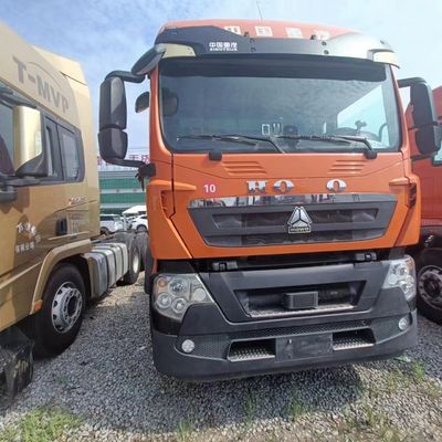 Versandkosten Gebrauchtes Schwerlastfahrzeug Sinotruk HOWO 6X4 Traktorfahrzeug zum Schleppen eines Semi-Anhängers