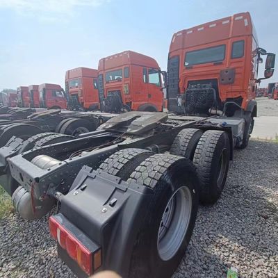 400L Tank mit Benzin, gebraucht Sinotruk HOWO 6X4 Traktorfahrzeug mit geschätzten Lieferzeit