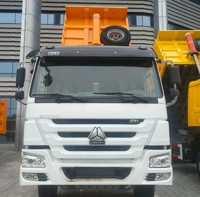 8x4 Handgetriebe HOWO 371HP Schwerlast-Dump-Truck für schwierige Arbeitsumgebungen