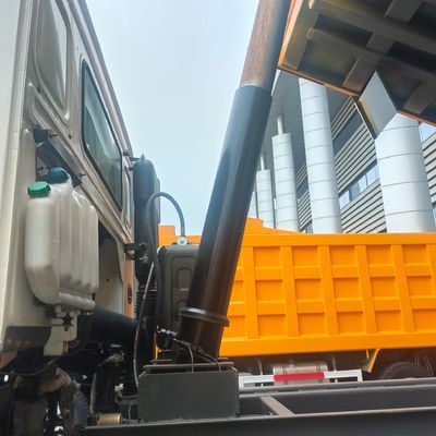 Diesel Sinotruk Chassis HOWO 371HP Schwerlast-Dump Truck mit Handgetriebe