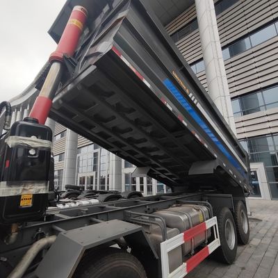 Vorwärtshebe-Stil Sinotruck 6X4 Lastwagen für schwere Bauprojekte