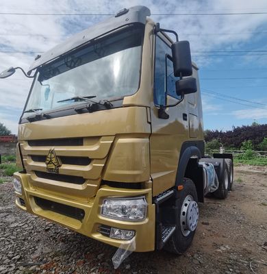USA Rabatt HOWO Traktor mit 1000L Tank und komfortablem Fahrersitz
