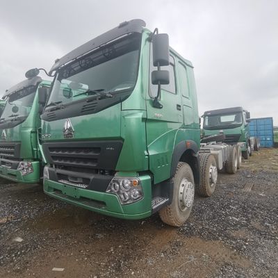 Reifen und 400-600L Kraftstoffbehälter inklusive 11L Hubraum