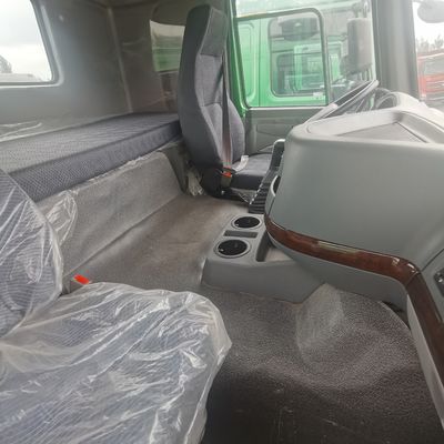 Newbase Gebraucht-Schwerlastwagen mit 400-600L Tank und langlebigen Reifen