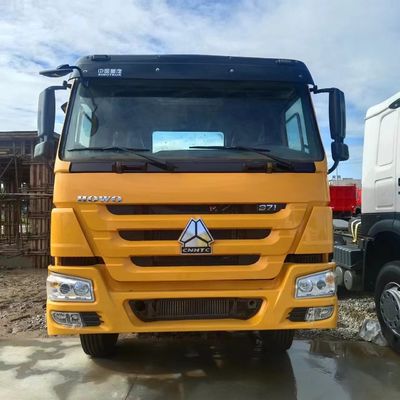Schwerlastschleppwagen 2024 Sinotruck 6X4 Traktor mit 1000L Kraftstoffbehälter und Rohrloser Reifenkonstruktion