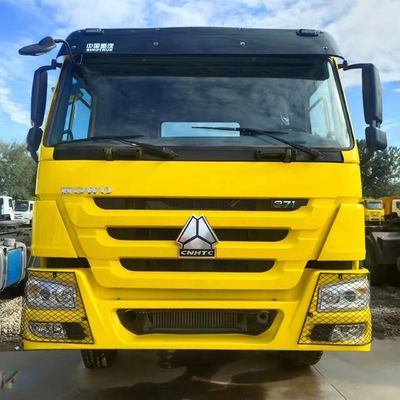 21-30 t Lastkapazität Sinotruk-Dump Truck mit 371 PS Reifen und hydraulischem Lenksystem