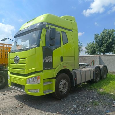 6 Monate Diesel 6X4 Traktor Lkw J6p420PS mit 400L Kraftstoffbehälter Euro 5 Emissionsstandard