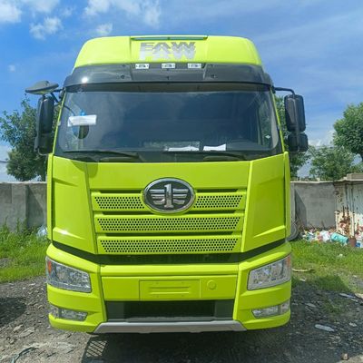 Schwerlastschleppfahrzeug mit Diesel 6X4 Traktor Lkw J6p420HP mit und Euro 5 Emissionsstandard