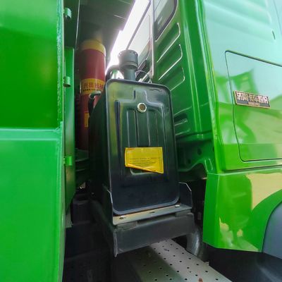 Sinotruk HOWO 6X4/8X4 Kipper-Lkw mit einer Motorkapazität von &gt; 8 L und einer Leistung von 351-450 PS
