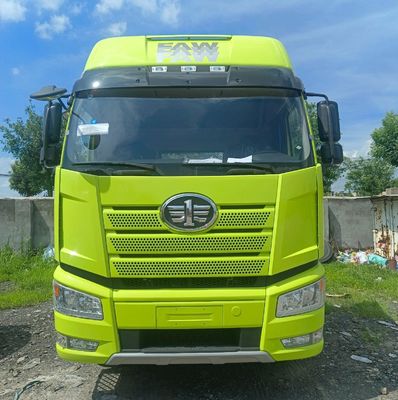 FAW Jiefang J6p420HP Diesel 6X4 Schwerer Traktor für das Ziehen von Semi-Trailern