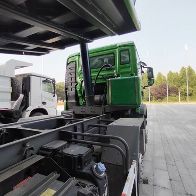 Reifen HOWO Tx 6X4 8X4 10/12 Räder Kipper Lastwagen Bergbaudump Truck mit Hyva Frontheben