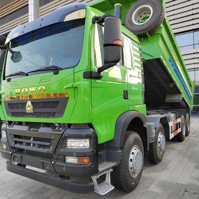 Sinotruk Hydraulisches Lenken Schwerlast-Dump-Truck für den Bau Reifen ISO zertifiziert